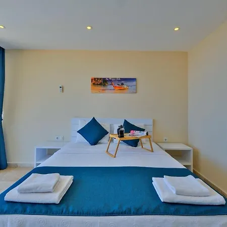 4 Bedroom 6630 ヴィラ