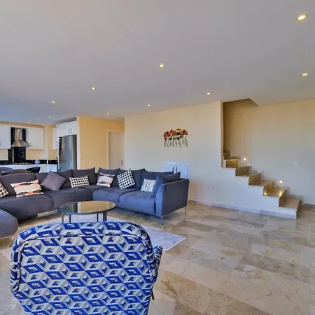 ヴィラ 4 Bedroom 6630